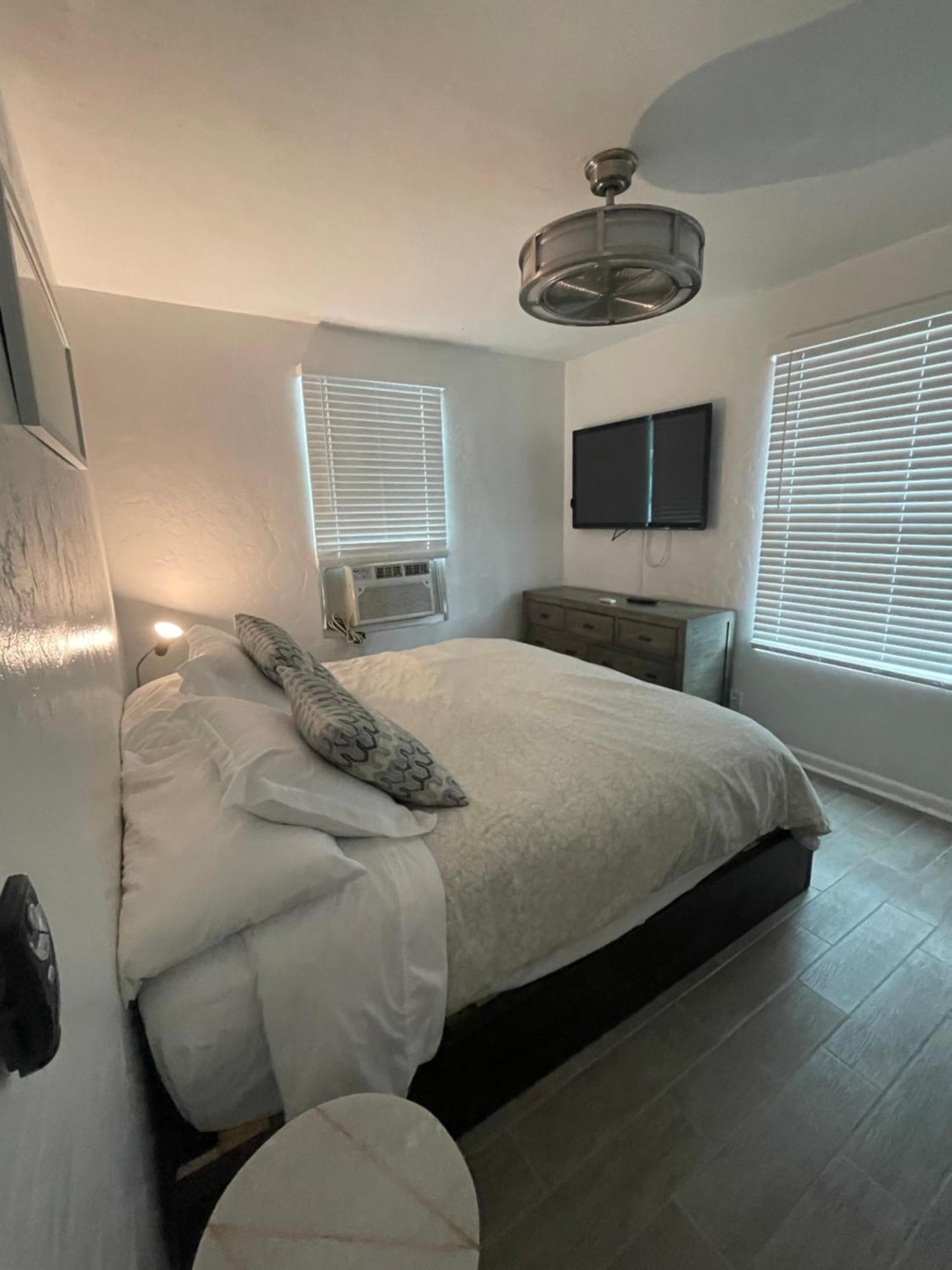 City First Story Apartments & Cottage 포트 로더데일 외부 사진