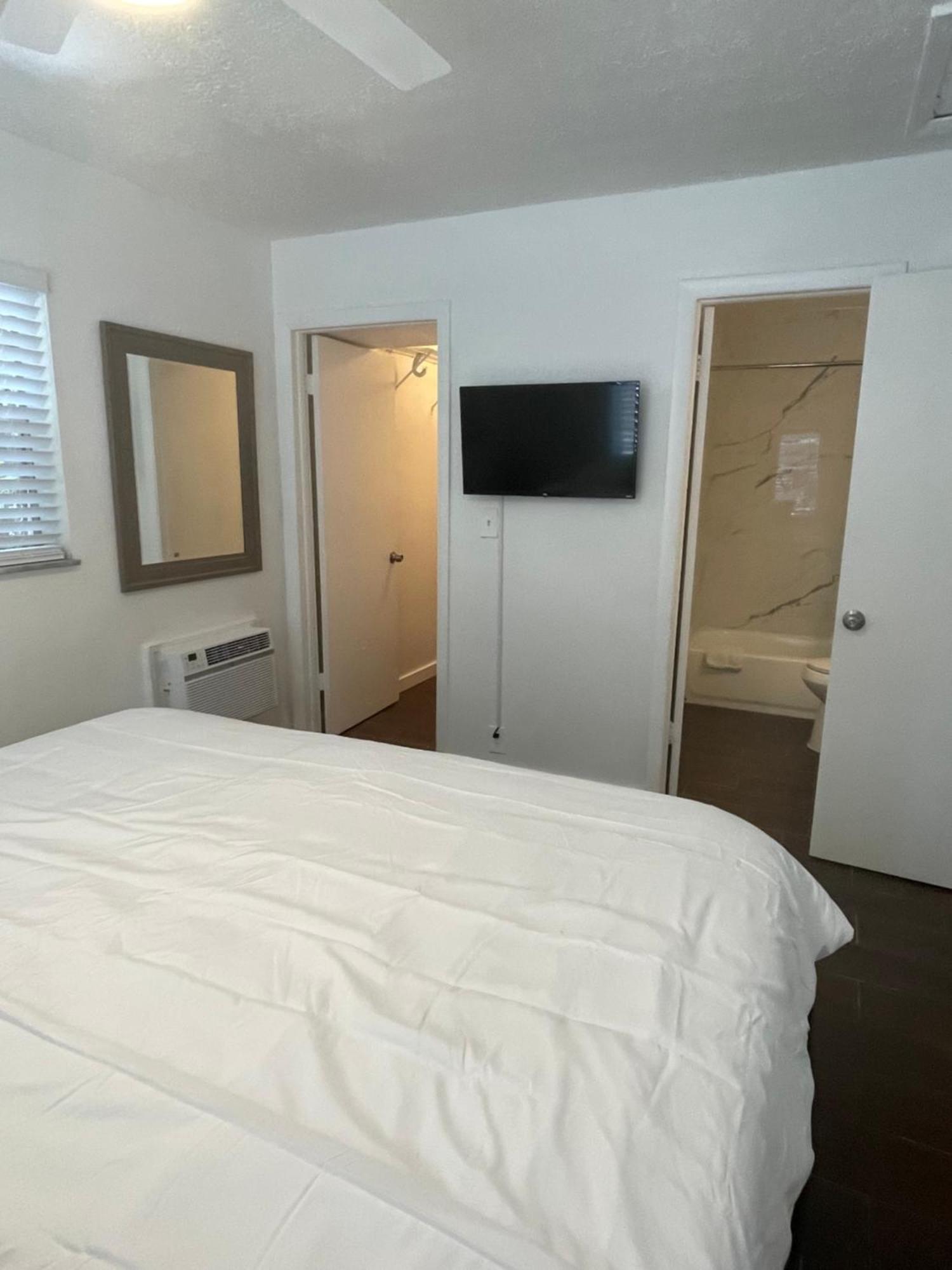 City First Story Apartments & Cottage 포트 로더데일 외부 사진