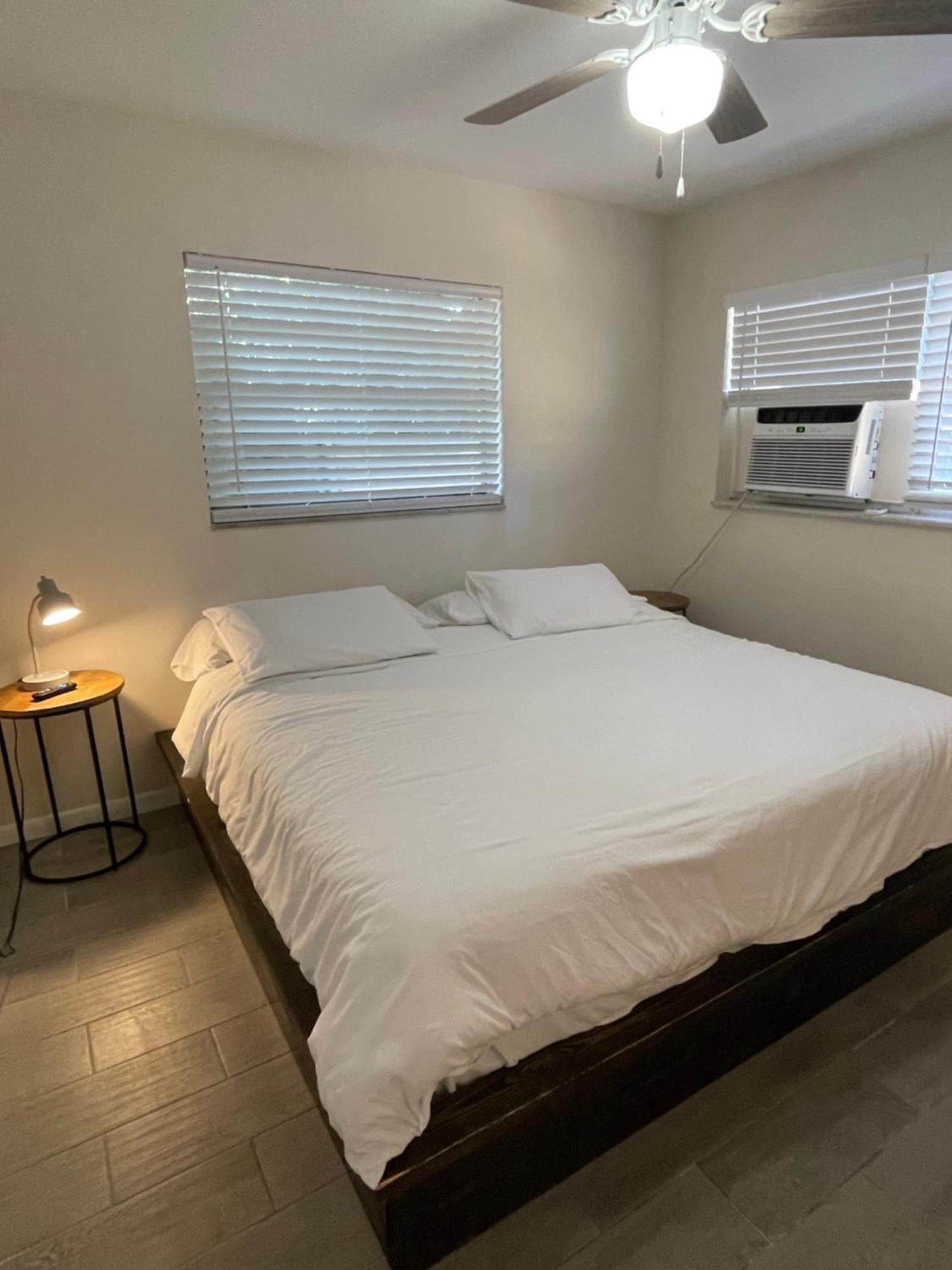 City First Story Apartments & Cottage 포트 로더데일 외부 사진